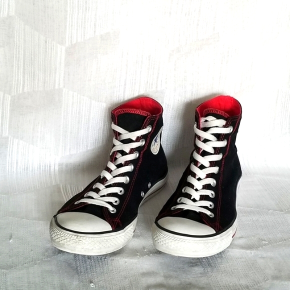 Converse Chuck Taylor All Star High Top Sneakers Black and Red Men's Size 10 - Picture 3 of 15